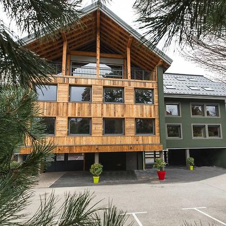 Les Cabanes De La Maison Rouge FRENCH ALPS Eksteriør bilde