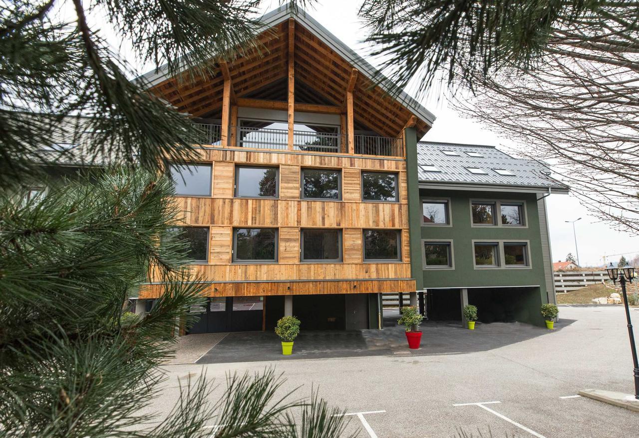 Les Cabanes De La Maison Rouge FRENCH ALPS Eksteriør bilde